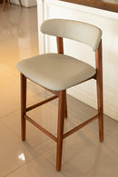 Banqueta Astromélia – Elegância e conforto em design moderno